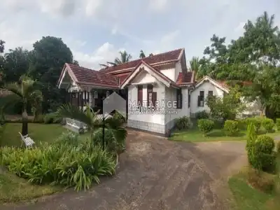 Villa Vendesi Pinnawala     Andiramada 