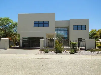 Detached House For Sale Kgatleng     Phakalane, Gaborone, Botswana 